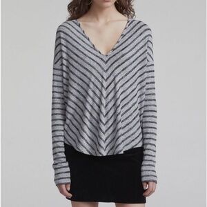 RAG AND BONE WOMEN’S STRIPED HUDSON VEE LONG SLEEVE HEATHER BLACK TOP SZ M